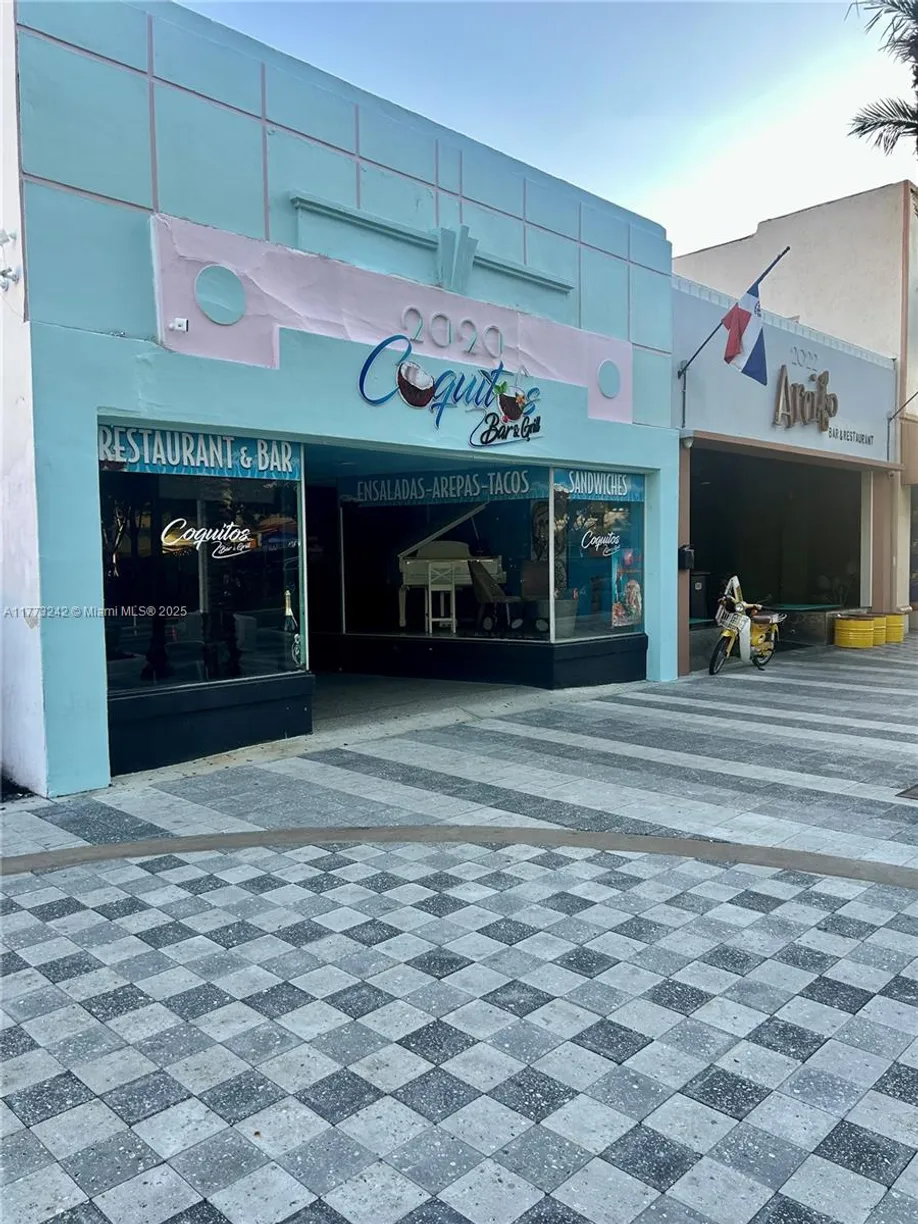 South Florida Real Estate | View 2020 Hollywood Blvd