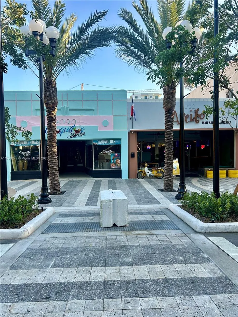 South Florida Real Estate | View 2020 Hollywood Blvd | Listing