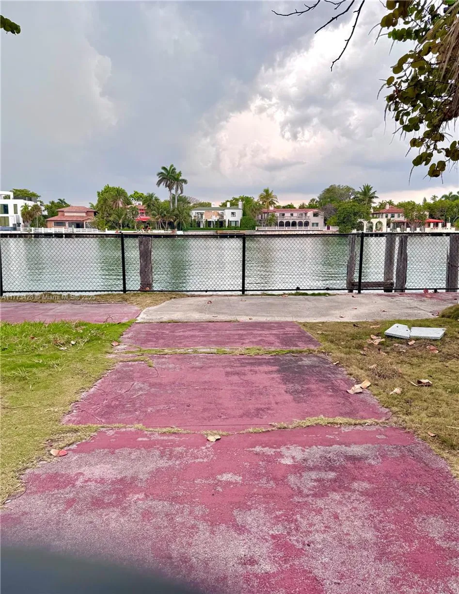South Florida Real Estate | View 5255 Collins Ave Boat Slip E | Listing