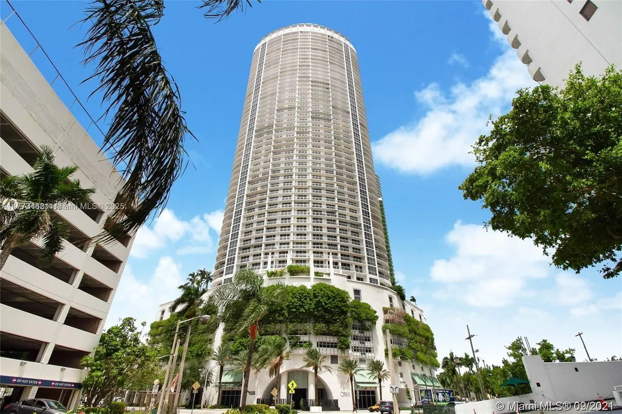 South Florida Real Estate | View 1750 N Bayshore Dr, 4609 | Listing
