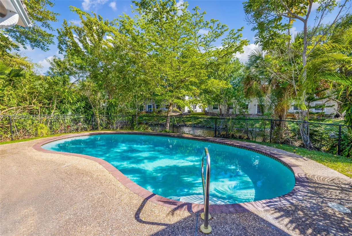 South Florida Real Estate | View 11390 NW 37th St | Listing