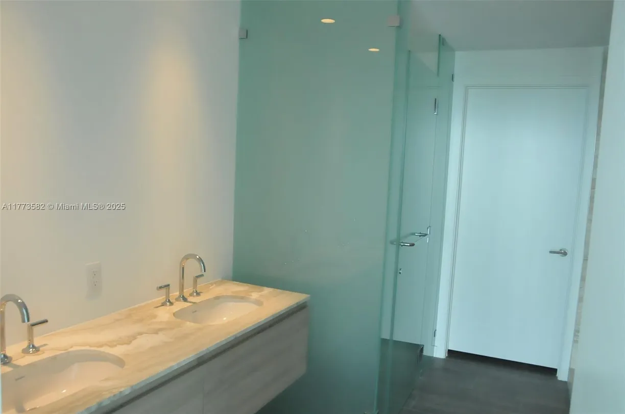 South Florida Real Estate | View  | Listing