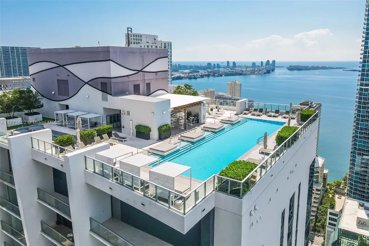 South Florida Real Estate | View 1010 Brickell Ave, 2701 | 3 Beds, 3 Baths