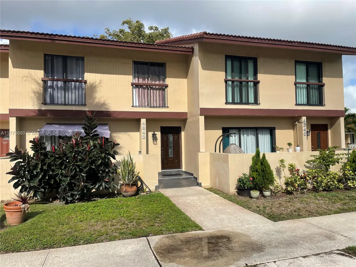 South Florida Real Estate | View 4842 Sheridan St, 2 | 4 Beds, 2 Baths