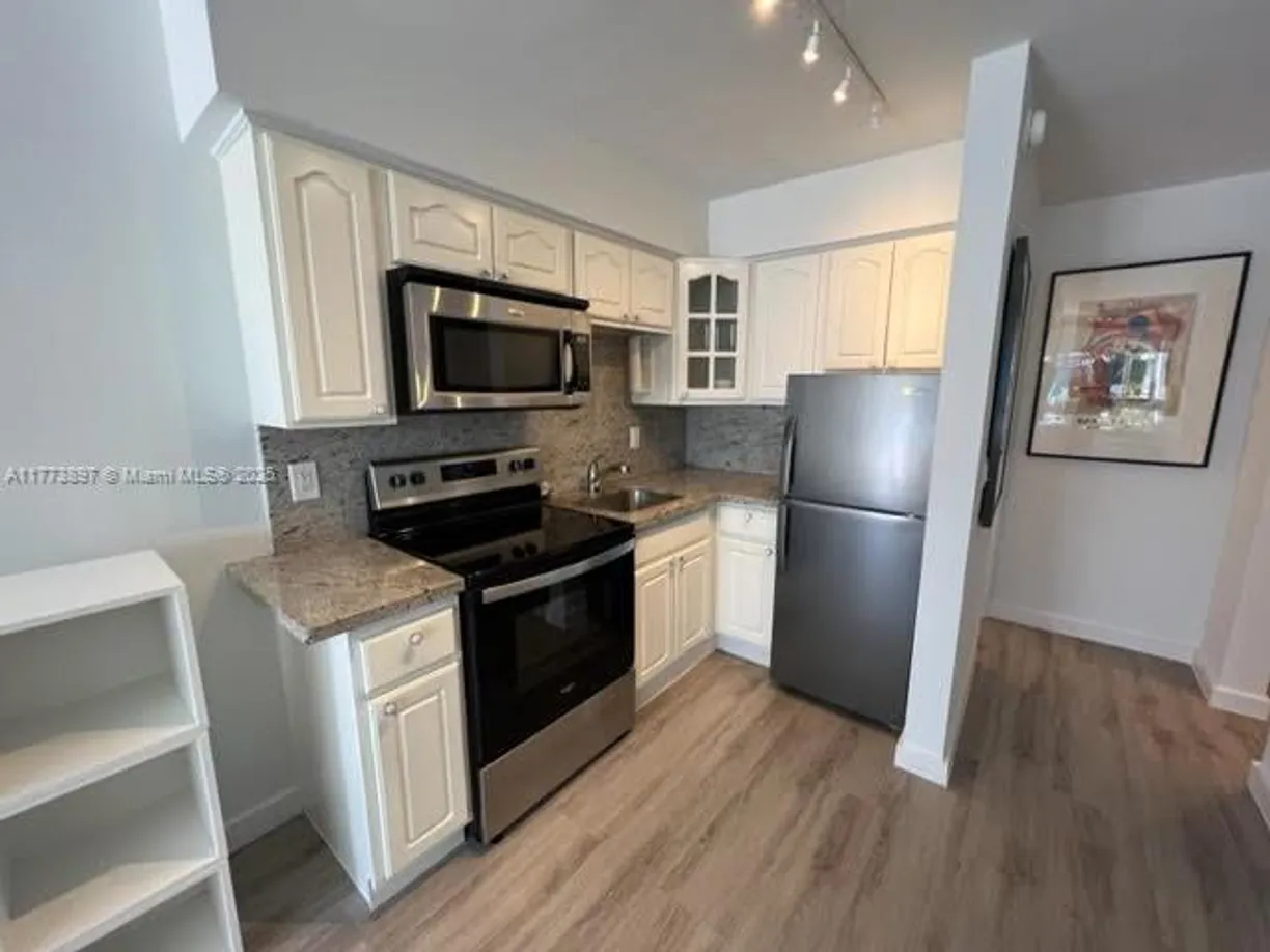 South Florida Real Estate | View 4228 N Ocean Dr, 17 | Listing