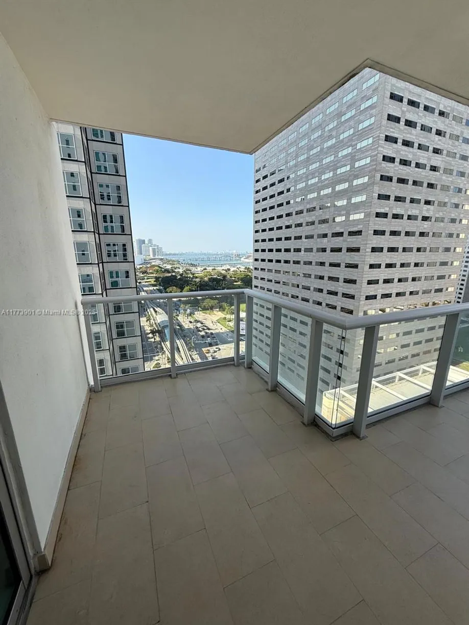 South Florida Real Estate | View 300 S Biscayne Blvd, T-1616 | Listing