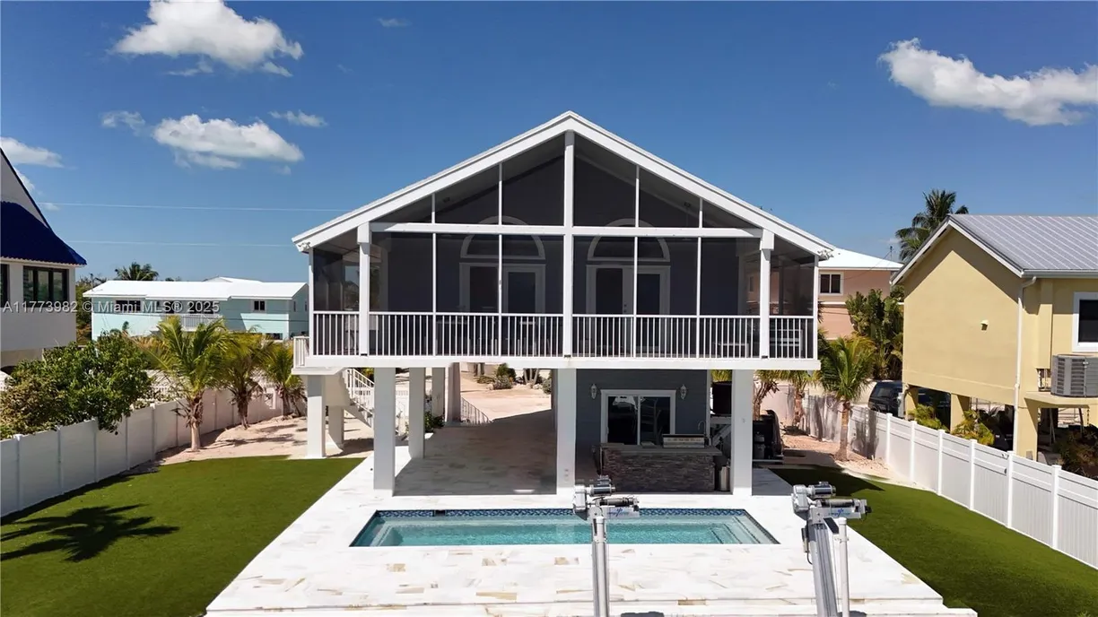South Florida Real Estate | View 1020 Adams Dr | 3 Beds, 3 Baths