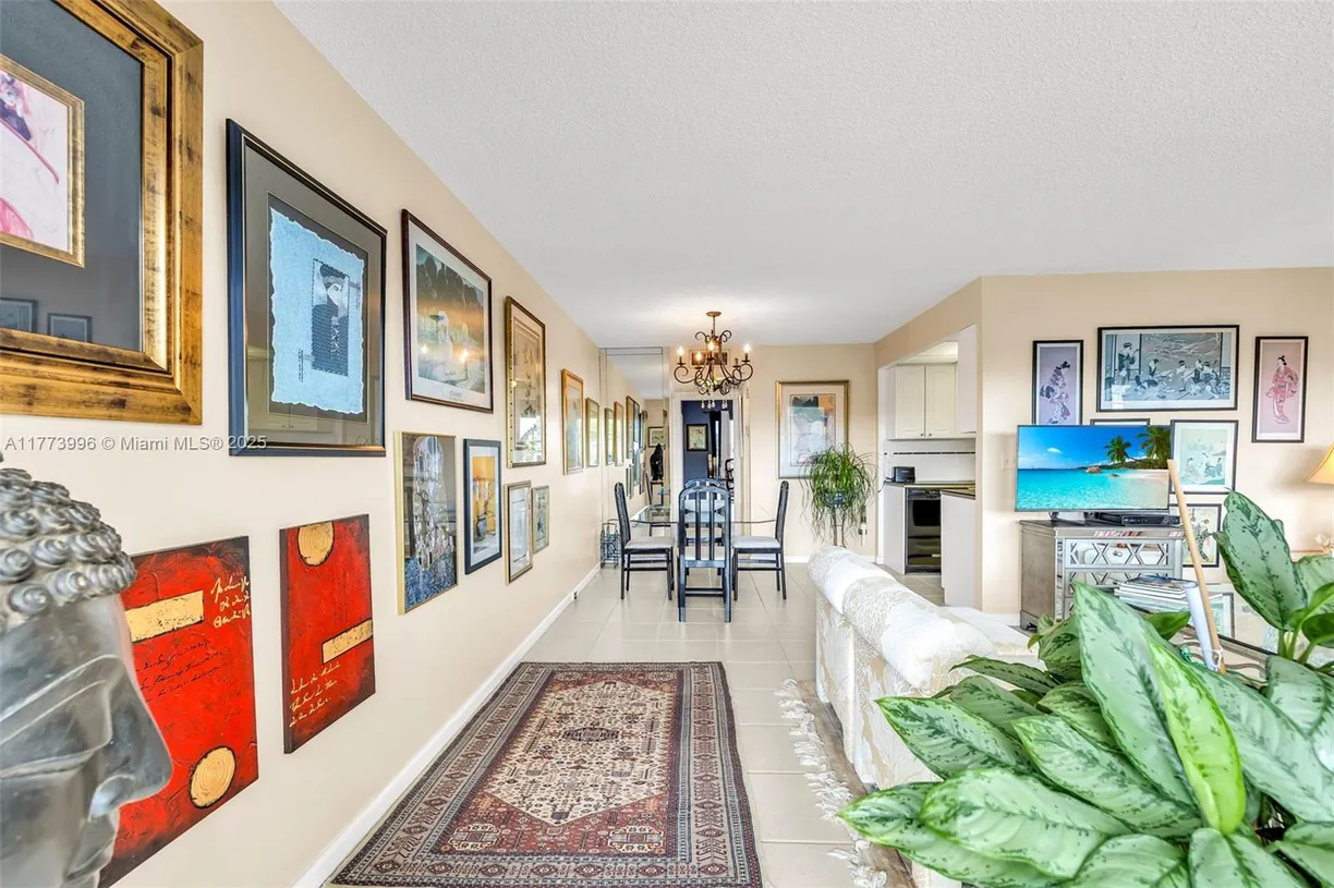 South Florida Real Estate | View 3031 Swansea B, 3031 | 1 Bed, 1 Bath