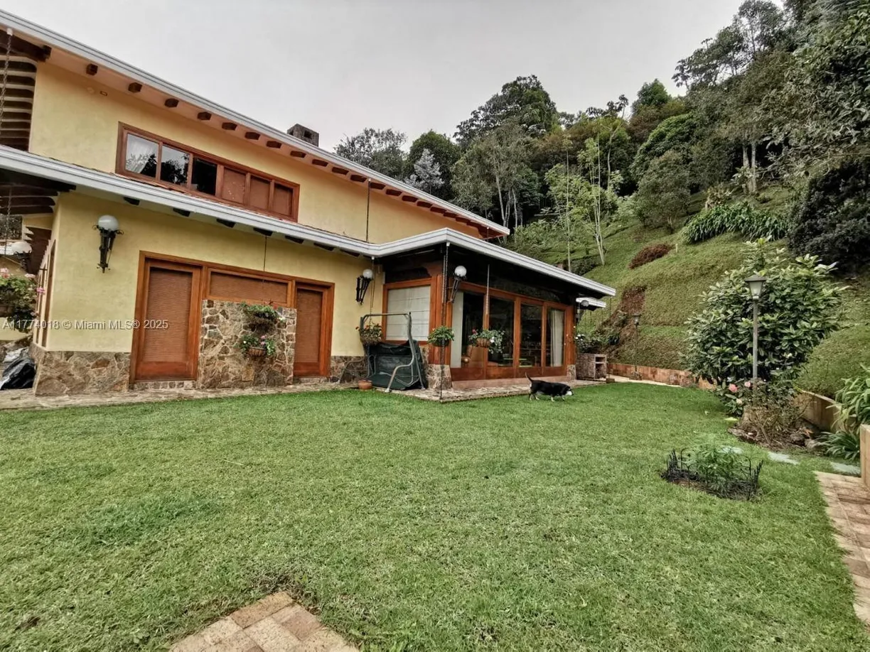 South Florida Real Estate | View CASA 21 ENTREBOSQUES DE SAN SEBASTIAN | Listing