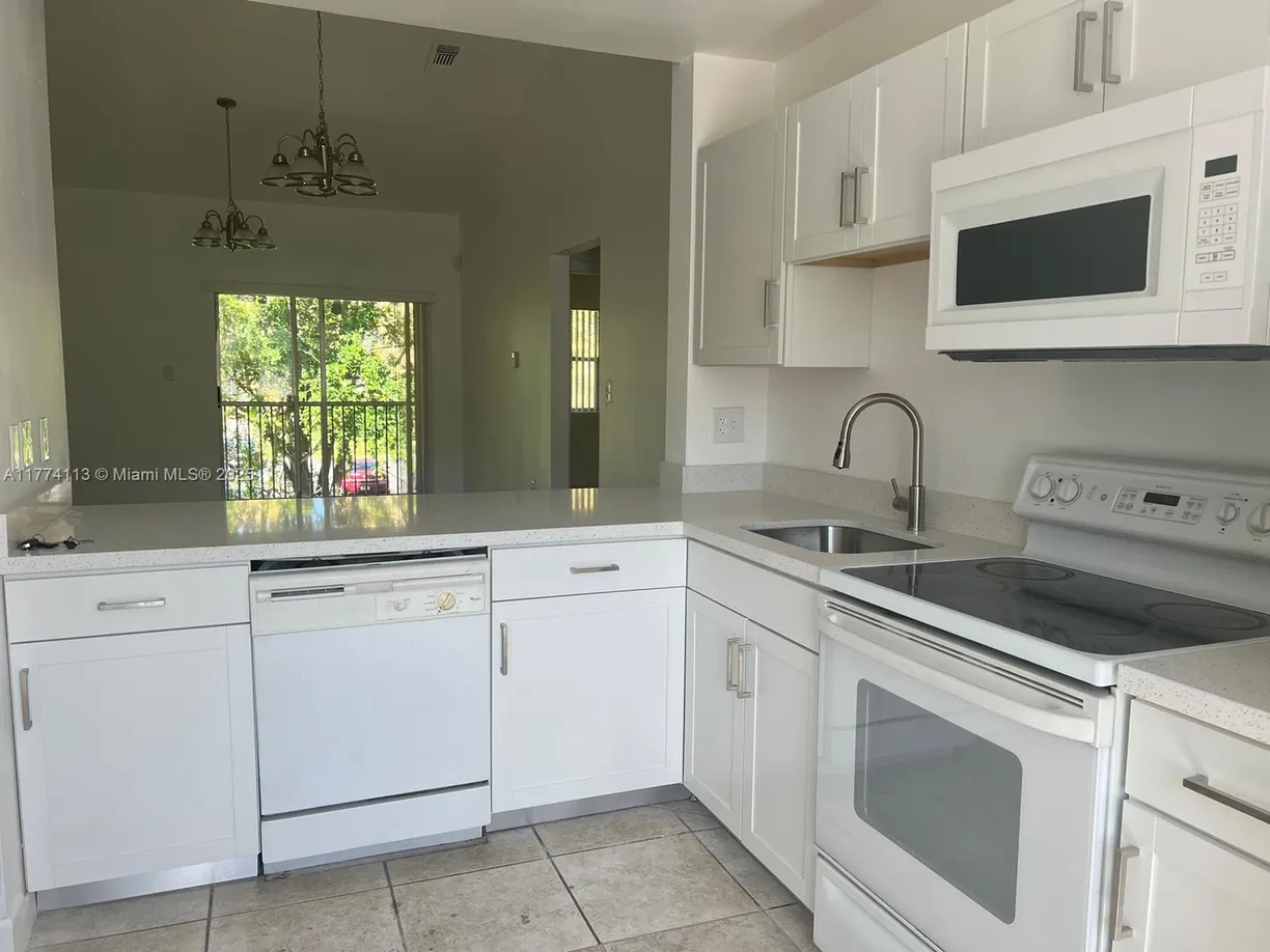 South Florida Real Estate | View 2246 SW 81st Ave, 2246 | 1 Bed, 1 Bath