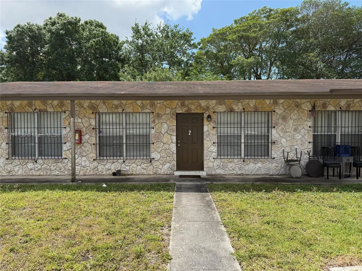 South Florida Real Estate | View 2613 NW 18th Ter, 2 | 1 Bed, 1 Bath