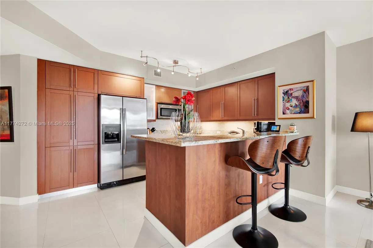 South Florida Real Estate | View 2831 N Ocean Blvd, 308N | Listing