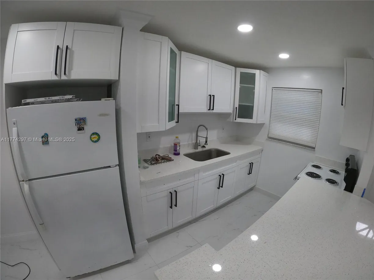 South Florida Real Estate | View 3265 Griffin Rd, 103 | Listing