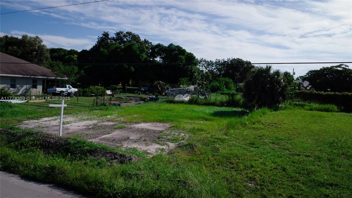 South Florida Real Estate | View 440 NW 1st Ter | Listing