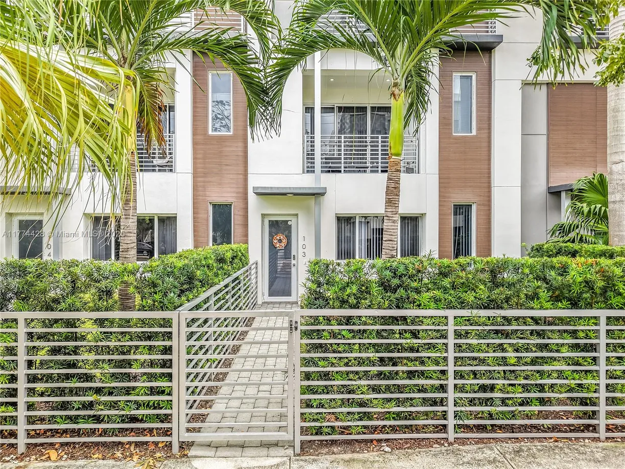 South Florida Real Estate | View 1044 NE 18, 103 | 2 Beds, 2 Baths