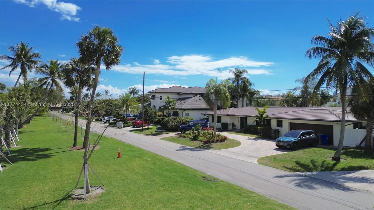 South Florida Real Estate | View 2880 NE 23rd Pl | Listing
