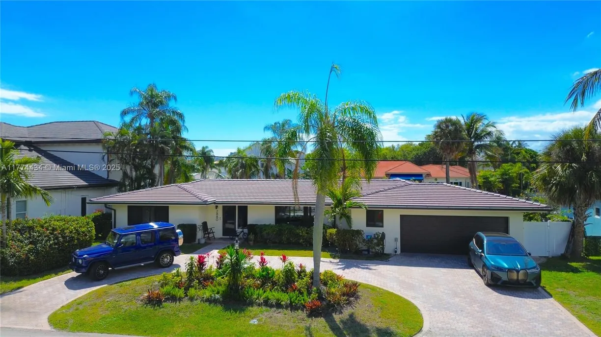South Florida Real Estate | View 2880 NE 23rd Pl | 3 Beds, 3 Baths