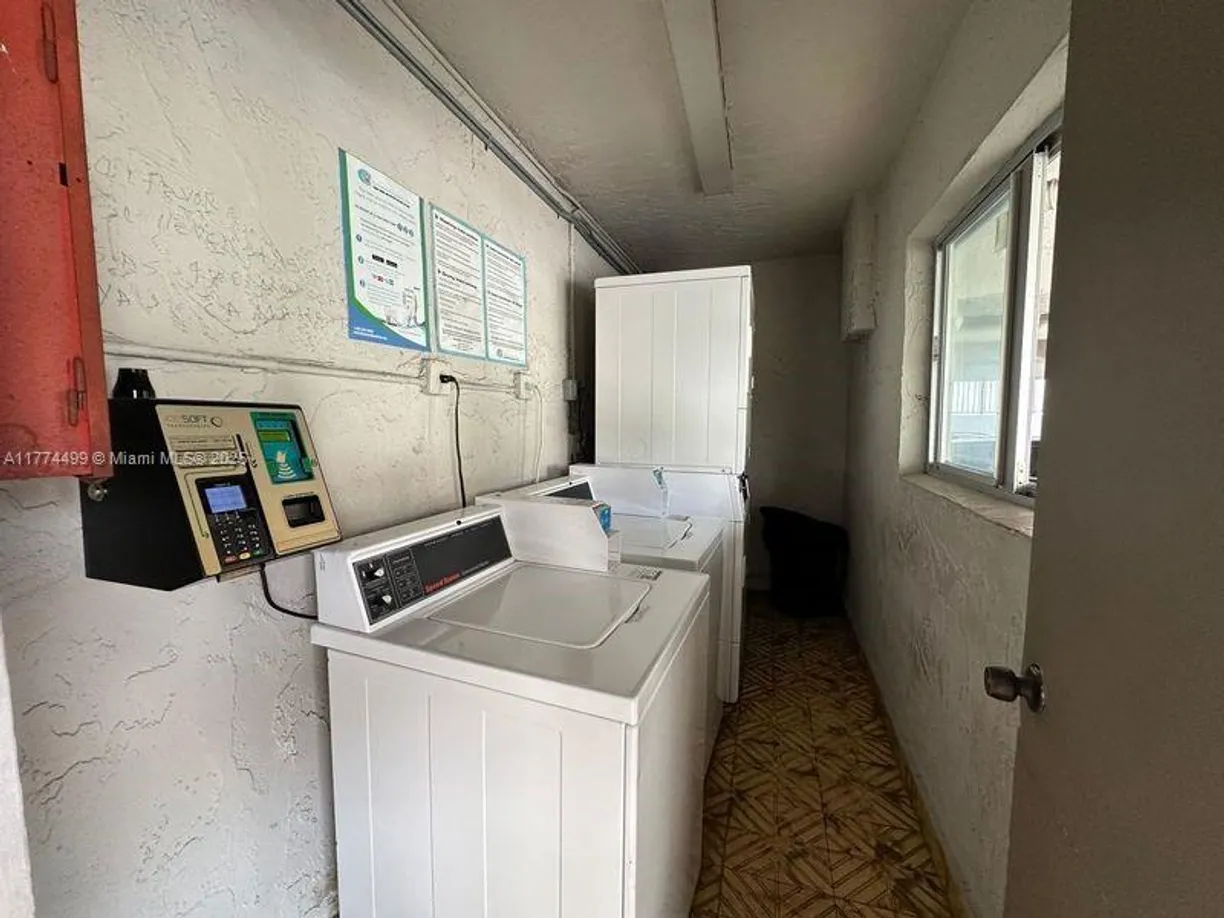 South Florida Real Estate | View 1337 NW 1st St, 6 | Listing