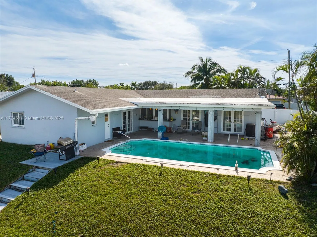 South Florida Real Estate | View 5981 SW 14th St | Listing