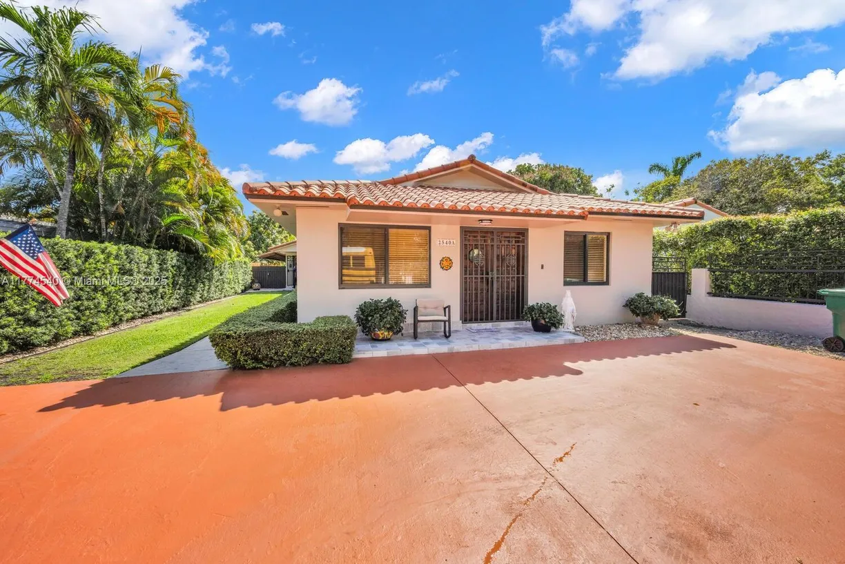 South Florida Real Estate | View 2540 SW 11th St