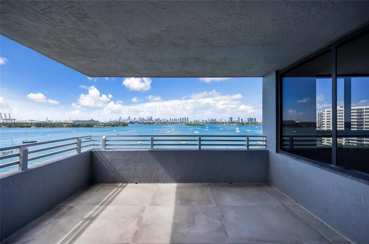 South Florida Real Estate | View 1330 West Ave, 1002 | Listing