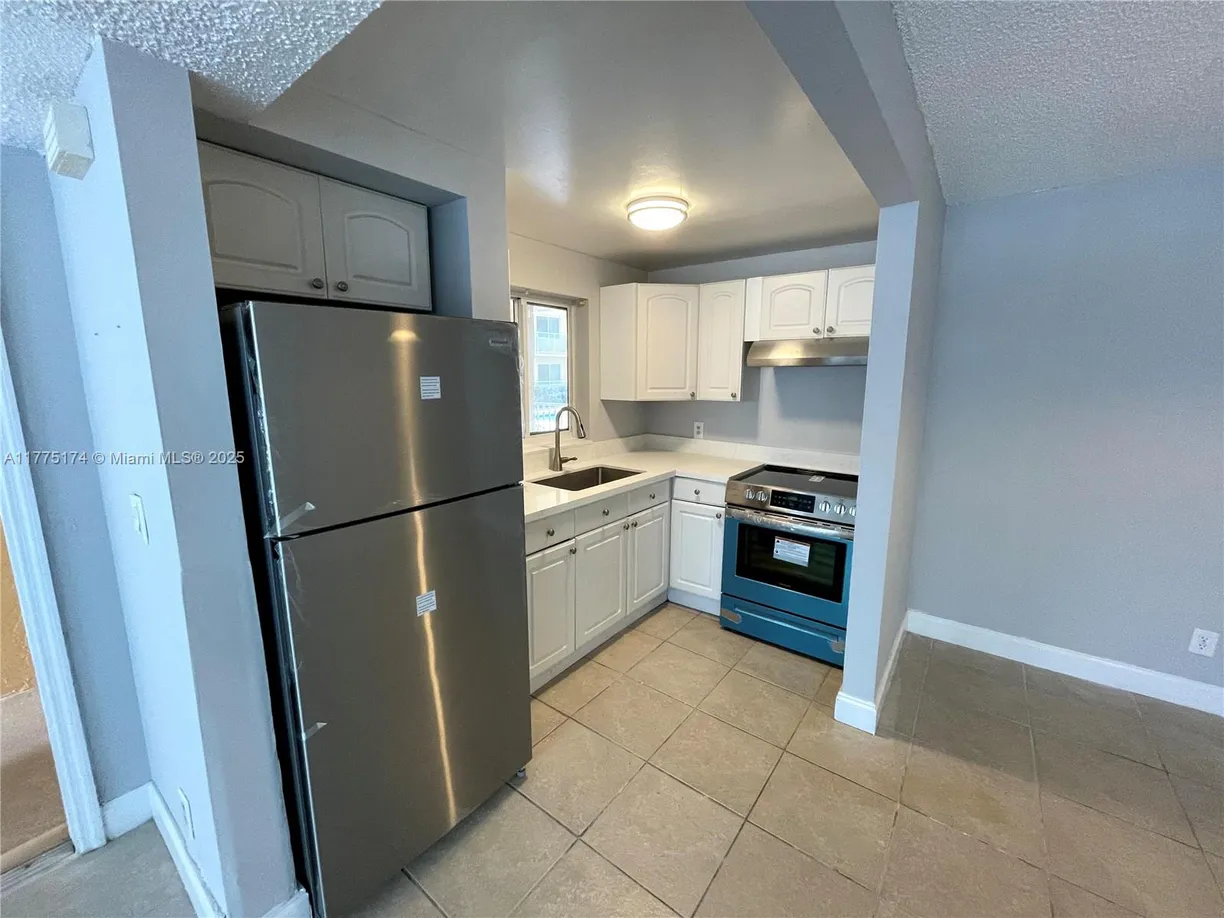 South Florida Real Estate | View 7910 Taft St, 102 | Listing