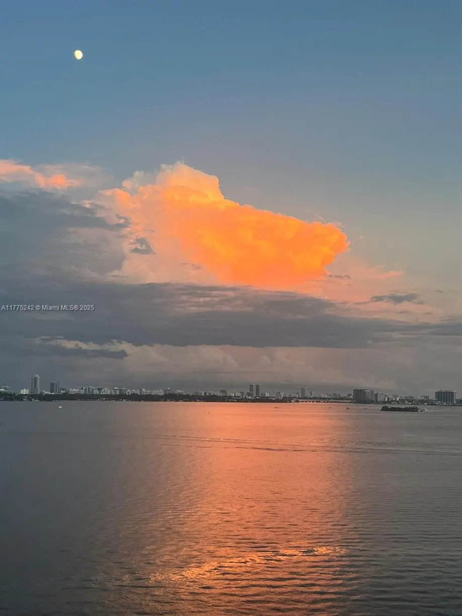 South Florida Real Estate | View 11111 Biscayne Blvd, 11D | 1 Bath