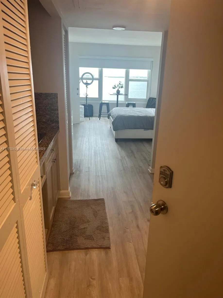 South Florida Real Estate | View 11111 Biscayne Blvd, 11D | Listing