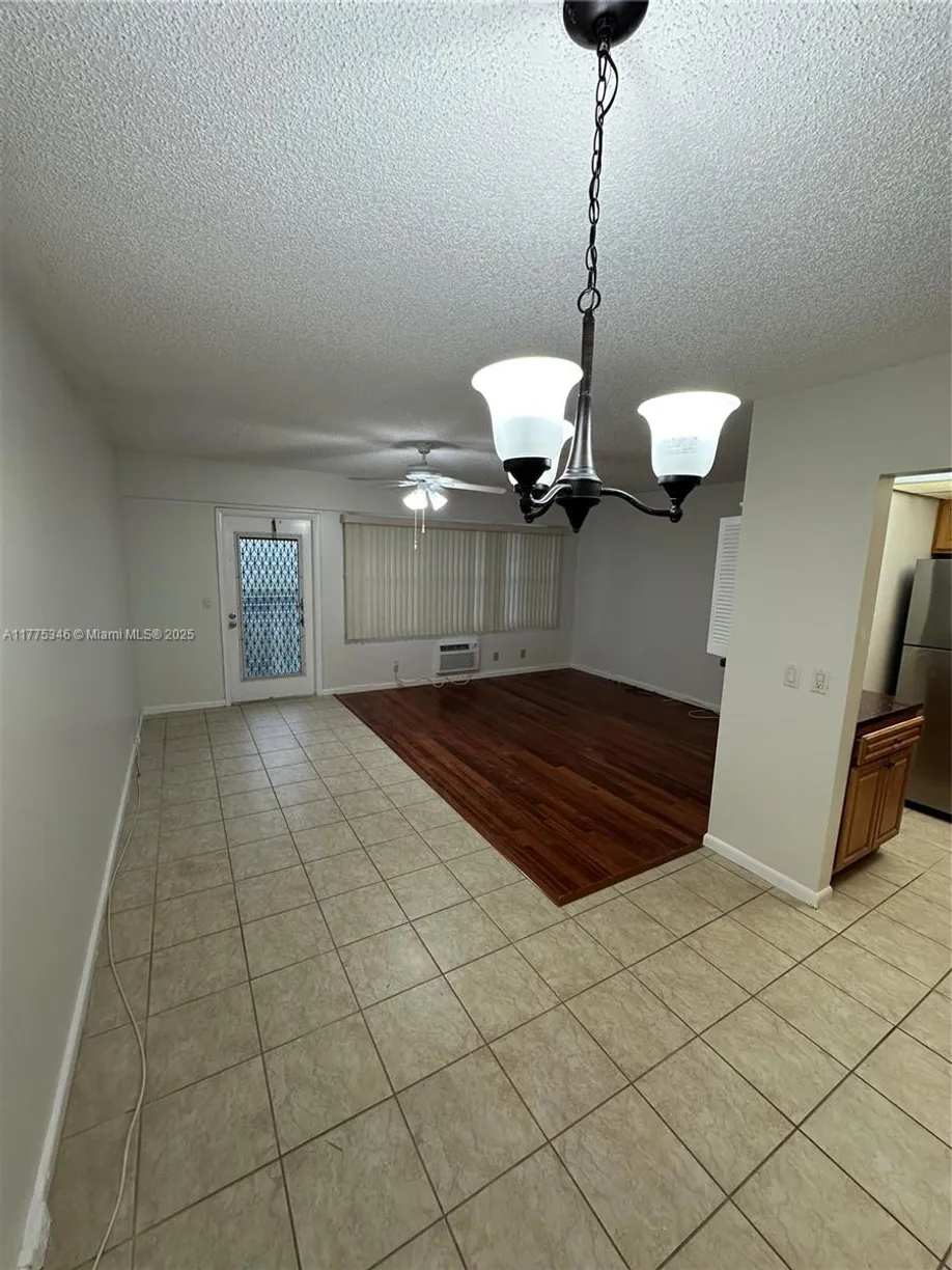 South Florida Real Estate | View 289 Suffolk G, 289 | Listing