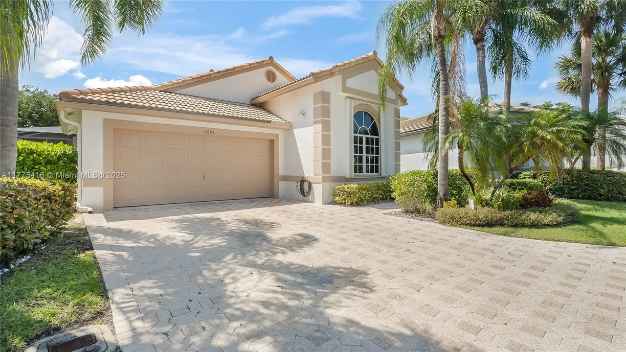 South Florida Real Estate | View 11893 Fountainside Cir | Listing