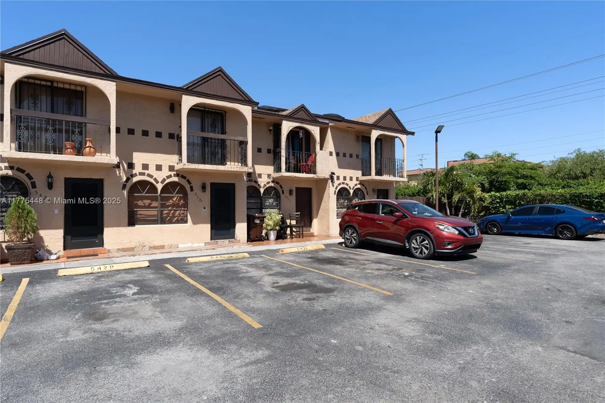 South Florida Real Estate | View 5431 W 22nd Ct, 107 | Listing