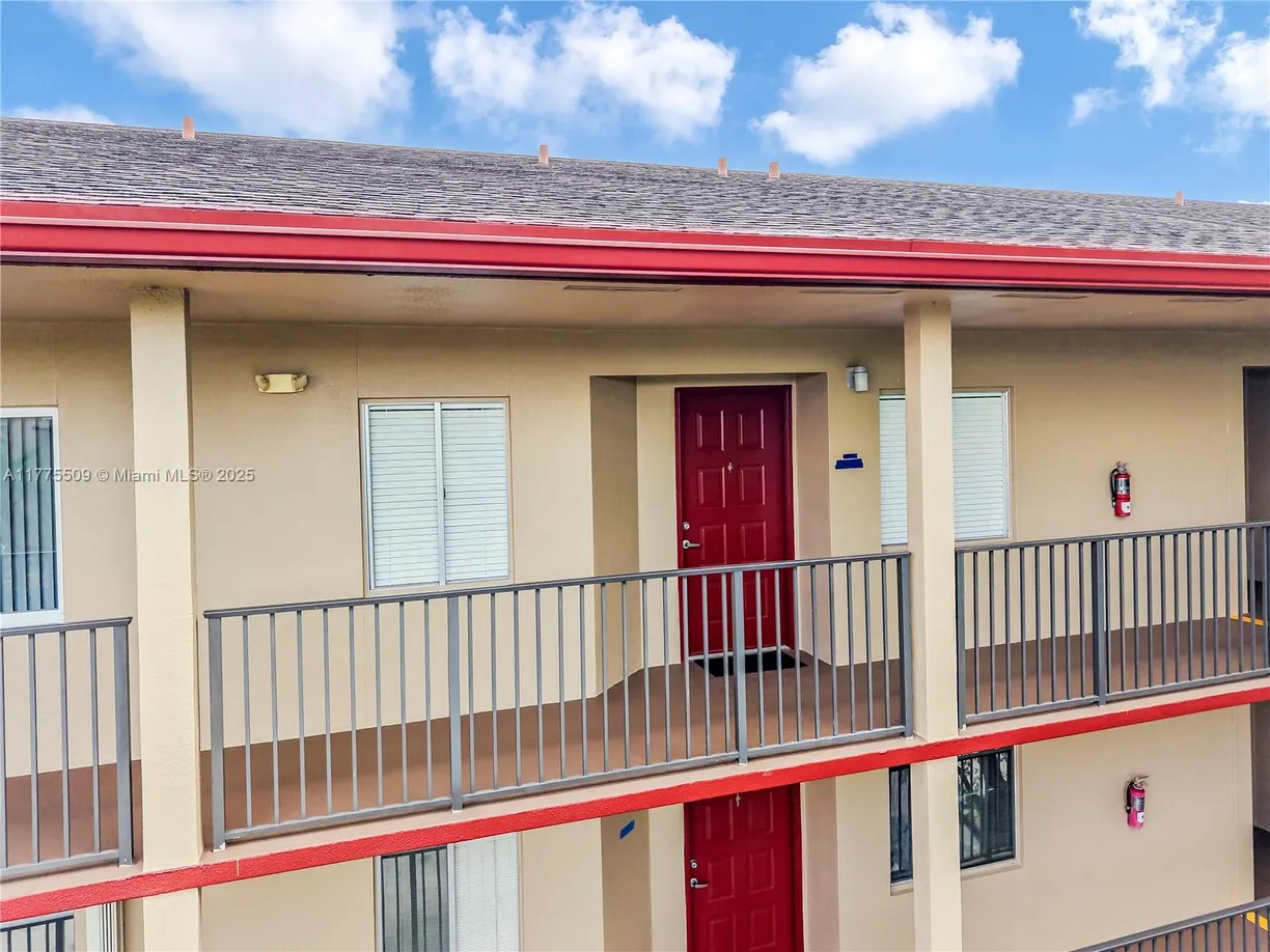South Florida Real Estate | View 901 SW 138th Ave, 410C | Listing