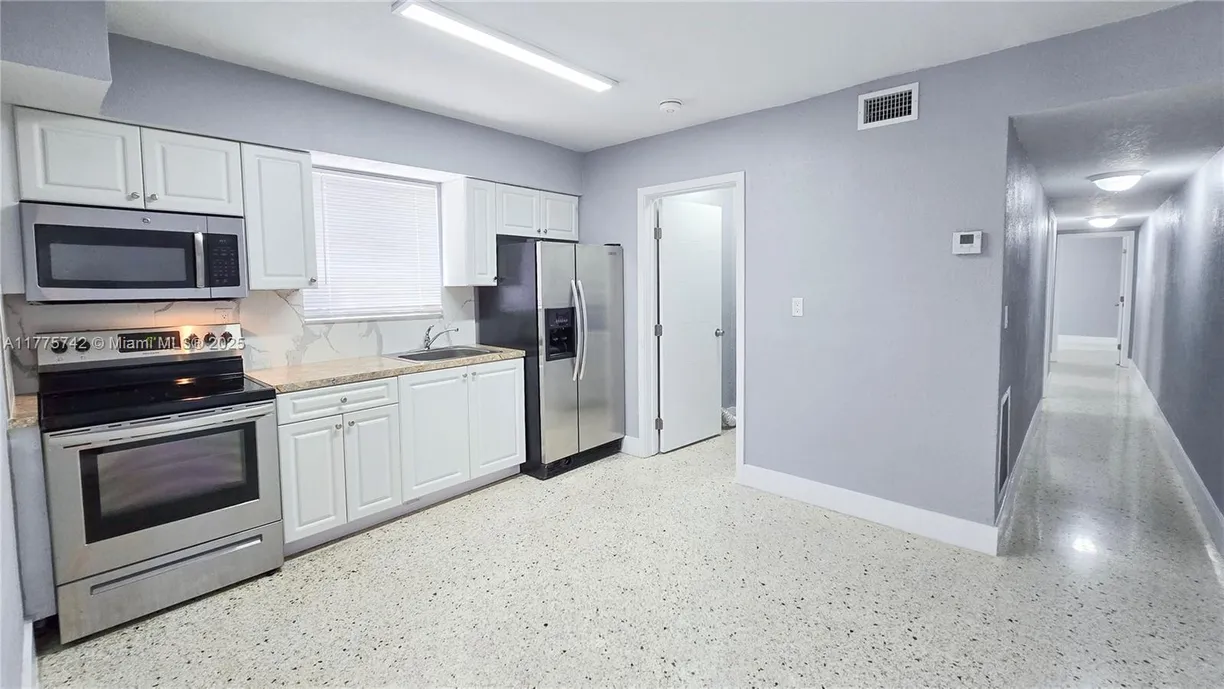 South Florida Real Estate | View 355 W 10th St, 1 | 2 Beds, 1 Bath