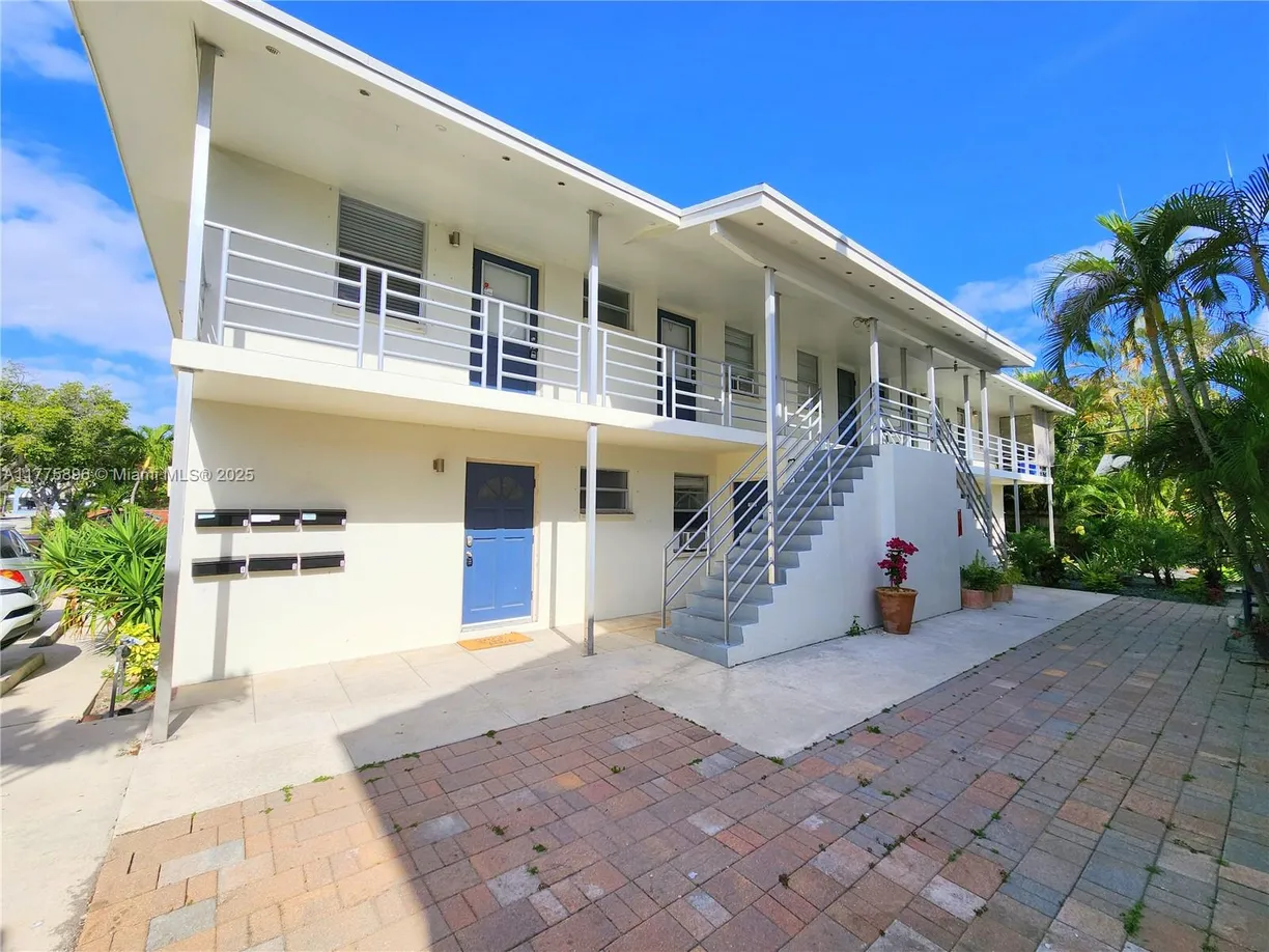 South Florida Real Estate | View 331 Walton Blvd, 2 | 2 Beds, 1 Bath