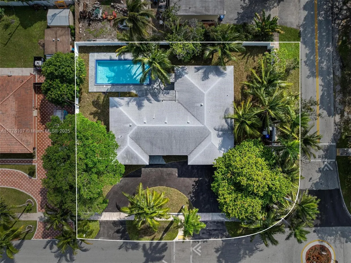South Florida Real Estate | View 500 NE 6th St | Listing