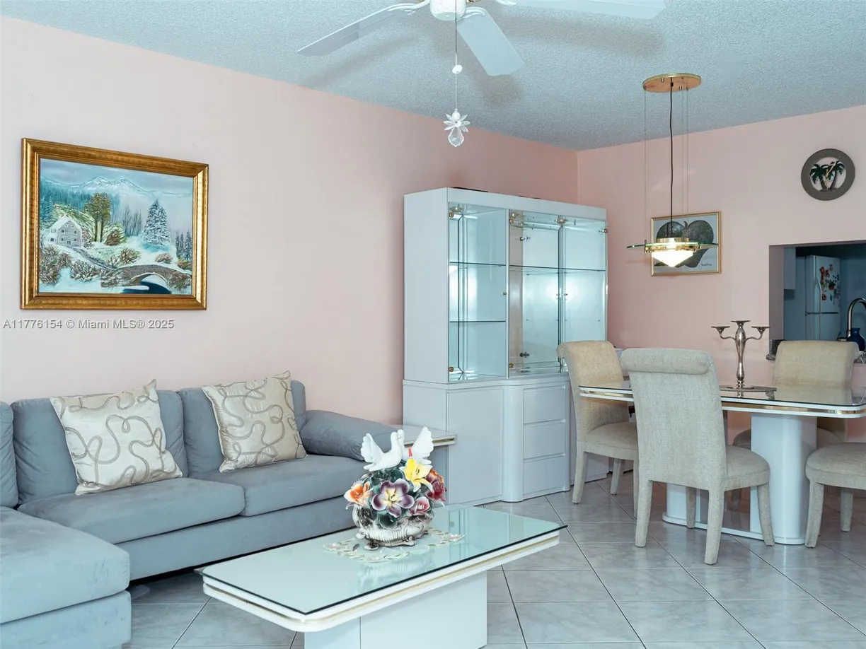 South Florida Real Estate | View 250 NE 20th St, 1290 | Listing