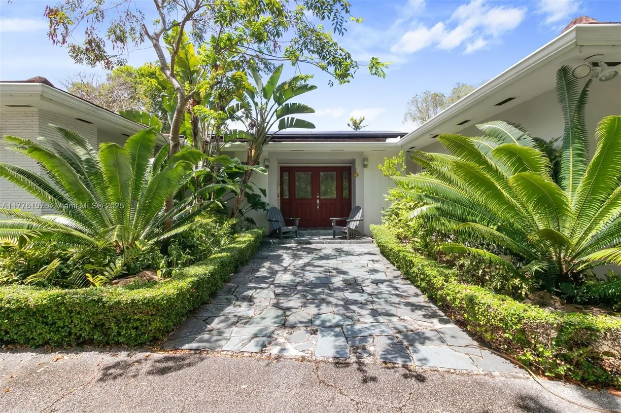 South Florida Real Estate | View 1201 Hardee Rd | 4 Beds, 3 Baths