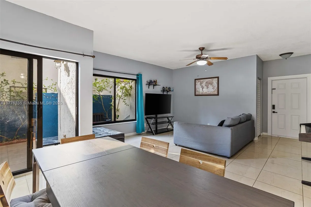 South Florida Real Estate | View 1417 Avon Ln, 103 | Listing