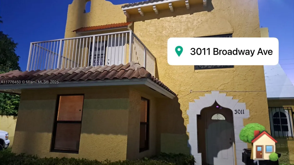 South Florida Real Estate | View 3011 Broadway, 2 | 3 Beds, 1 Bath