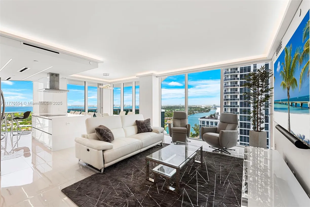 South Florida Real Estate | View 4775 Collins Ave, 2607 | 2 Beds, 2 Baths