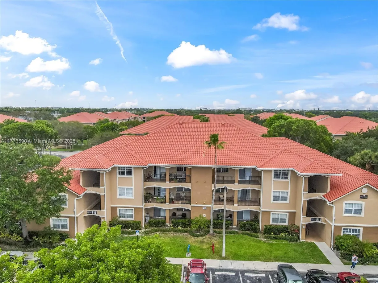 South Florida Real Estate | View 215 SW 117th Ter, 14306 | 2 Beds, 2 Baths