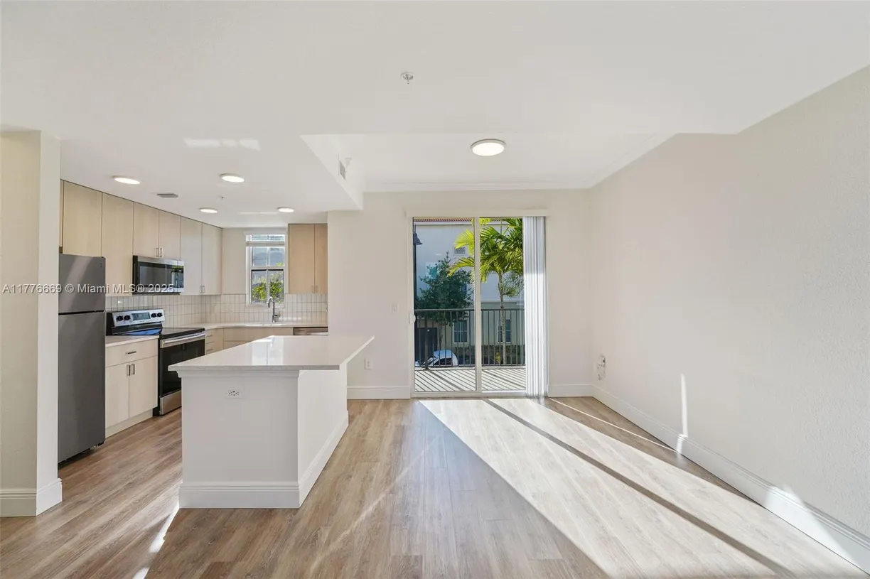 South Florida Real Estate | View 10170 SW 7th St, 18-108 | Listing