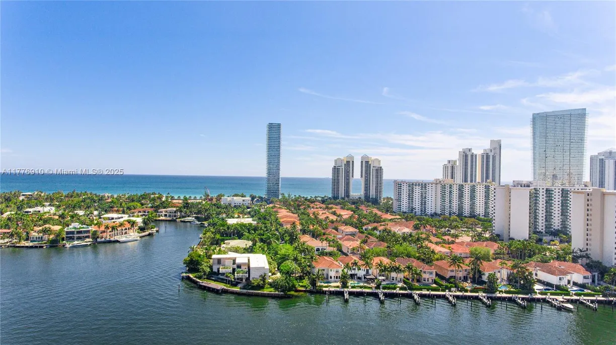 South Florida Real Estate | View 19667 Turnberry Way, 3F | Listing
