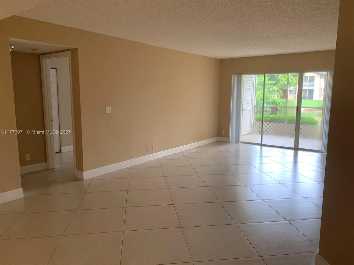 South Florida Real Estate | View 9977 Westview Dr, 116 | Listing