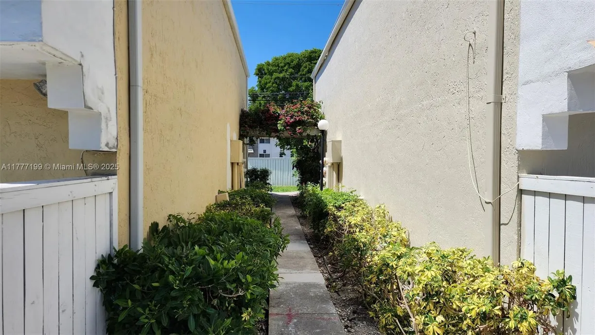 South Florida Real Estate | View 4540 SW 68th Ct Cir, 8 | Listing