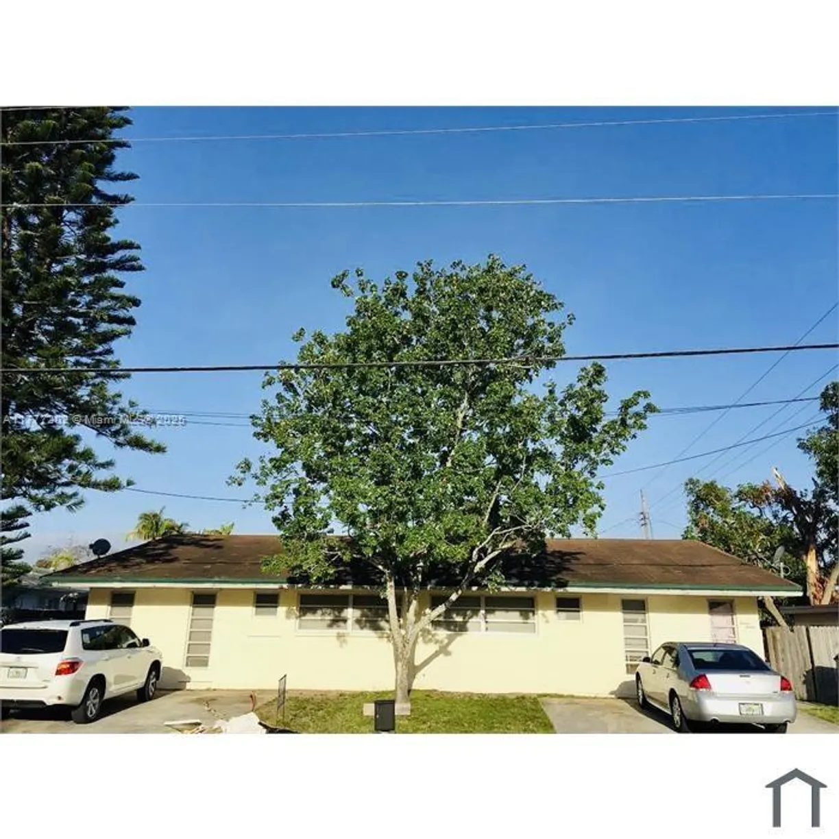 South Florida Real Estate | View  | 3 Beds, 2 Baths