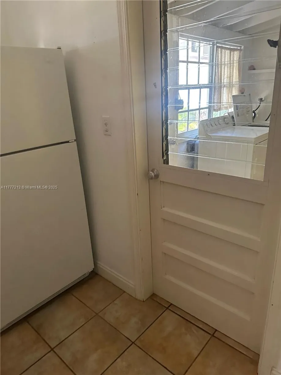South Florida Real Estate | View 2613 Inagua Ave | Listing