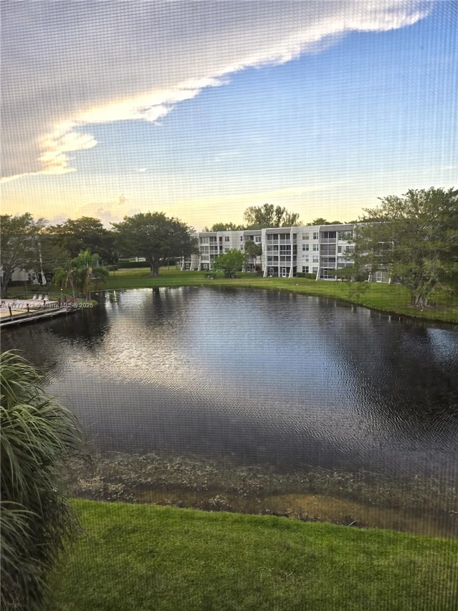 South Florida Real Estate | View 9311 Orange Grove Dr, 406 | 1 Bed, 1 Bath