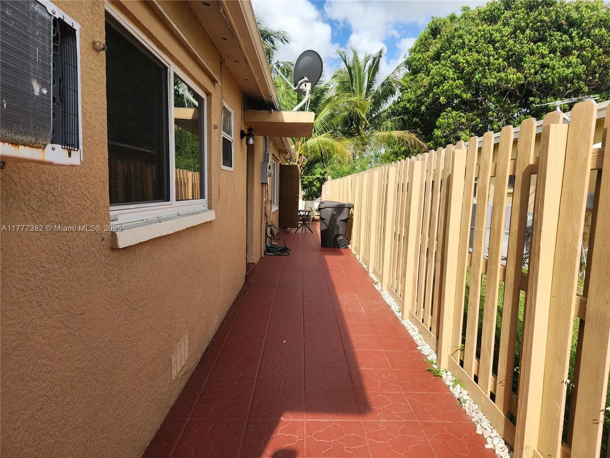 South Florida Real Estate | View 4001 NW 46th Way, 1 | Listing