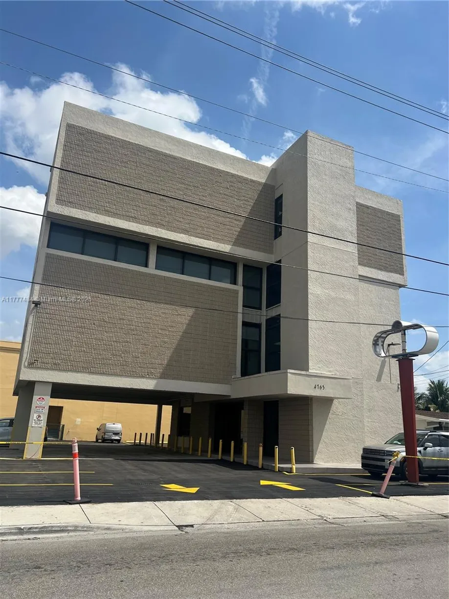 South Florida Real Estate | View 4765 W 8th Ave, 3